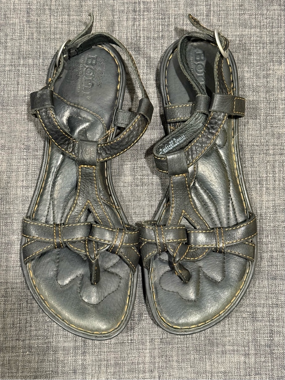 SALE! Born Black Leather T-Strap Sandals with Contrast Stitching